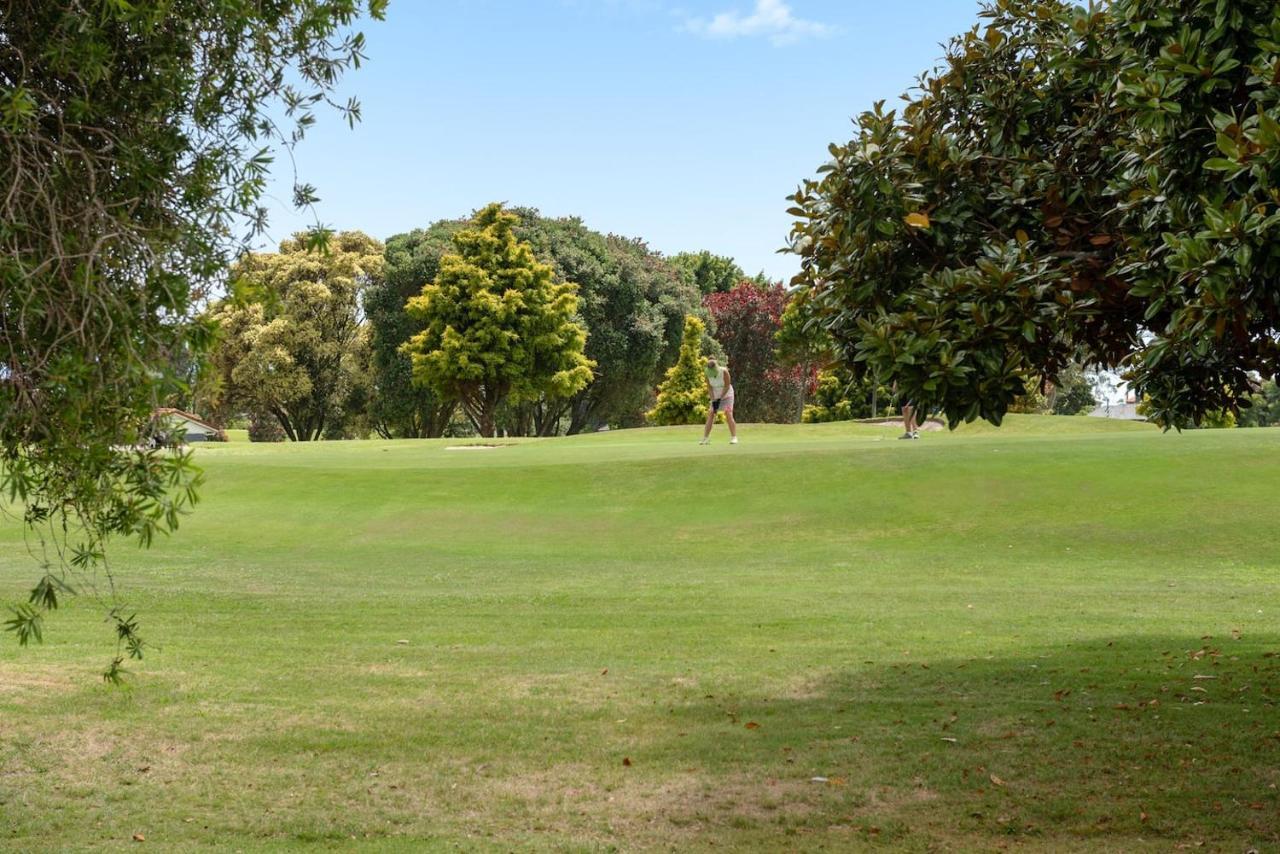Golfers Delight In Quiet Cul De Sac Villa Mount Maunganui Dış mekan fotoğraf