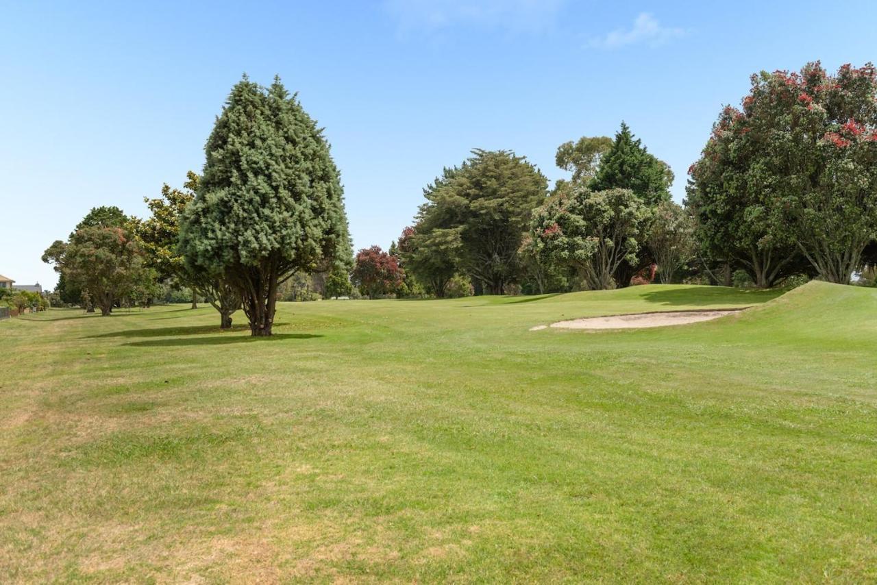 Golfers Delight In Quiet Cul De Sac Villa Mount Maunganui Dış mekan fotoğraf
